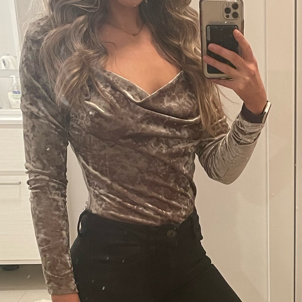 Abercrombie & fitch velvet blouse